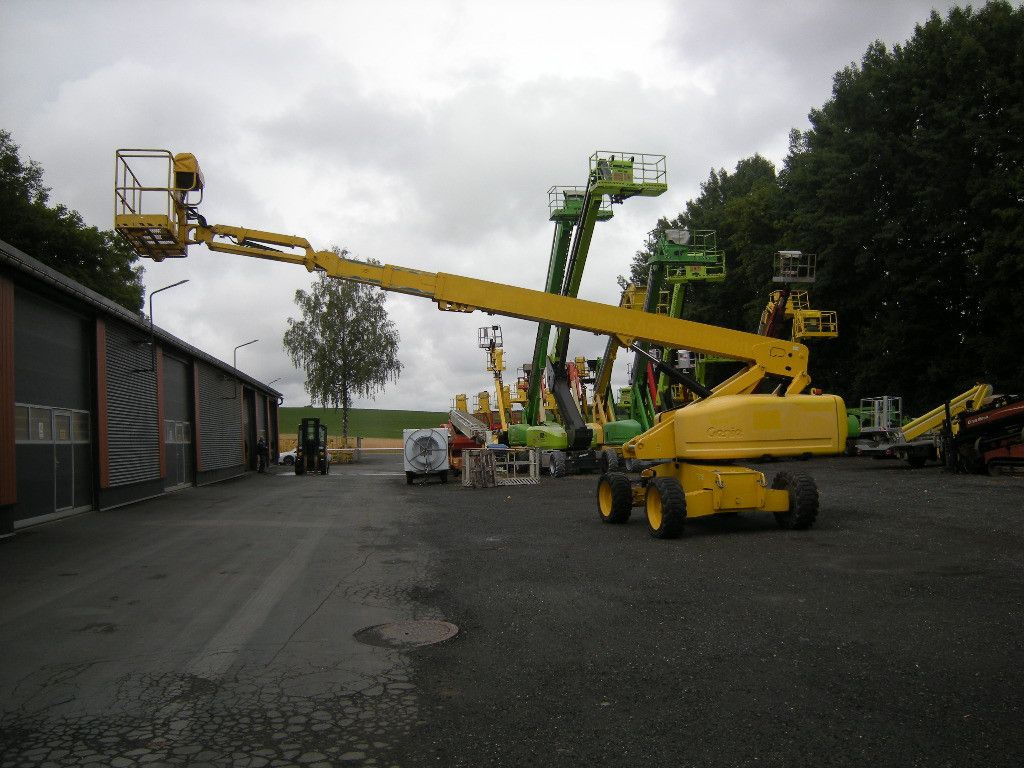 Genie Arbeitsbühne Genie S65, AH 22m - Camión con plataforma elevadora: foto 4 Genie Arbeitsbühne Genie S65, AH 22m - Camión con plataforma elevadora: foto 4