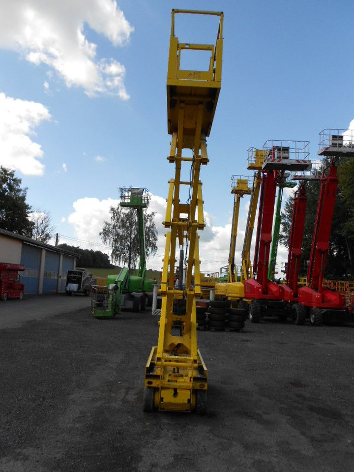 Genie GS 1930, Scherenarbeitsbühne Genie 8 m - Camión con plataforma elevadora: foto 3 Genie GS 1930, Scherenarbeitsbühne Genie 8 m - Camión con plataforma elevadora: foto 3