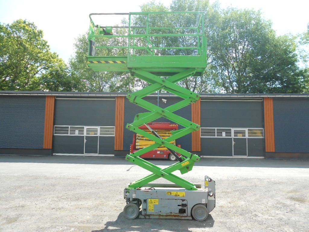 Genie GS 1932, Scherenarbeitsbühne Genie 8 m - Camión con plataforma elevadora: foto 1 Genie GS 1932, Scherenarbeitsbühne Genie 8 m - Camión con plataforma elevadora: foto 1