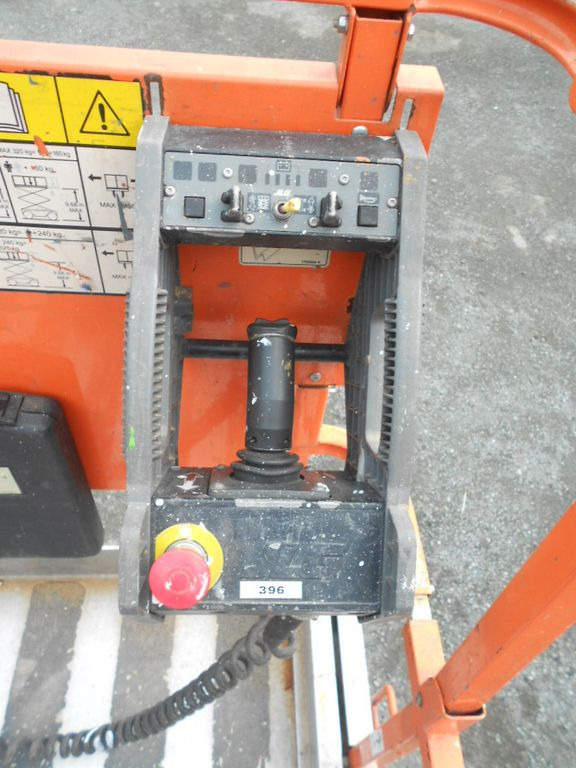Plataforma de tijeras JLG JLG 3246, Scherenarbeitsbühne, 11,9 m: foto 15