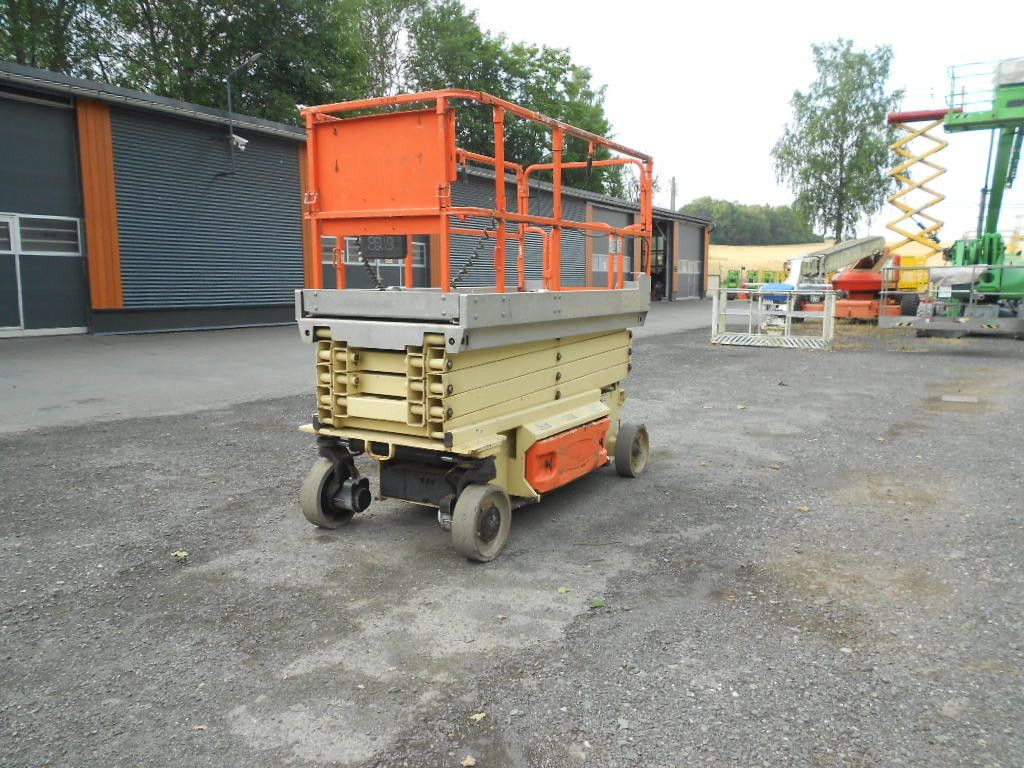 Plataforma de tijeras JLG JLG 3246, Scherenarbeitsbühne, 11,9 m: foto 17