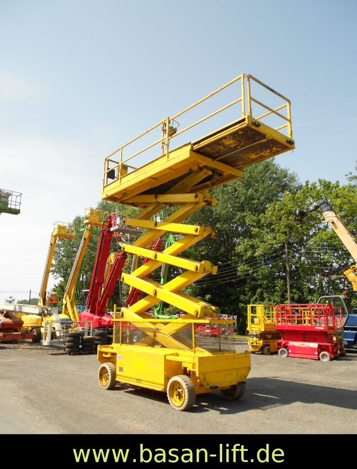 Liftlux SL153-18E2, Scherenbühne 17,3 m Liftlux SL153-18E2, Scherenbühne 17,3 m - Plataforma de tijeras: foto 3 Liftlux SL153-18E2, Scherenbühne 17,3 m Liftlux SL153-18E2, Scherenbühne 17,3 m - Plataforma de tijeras: foto 3