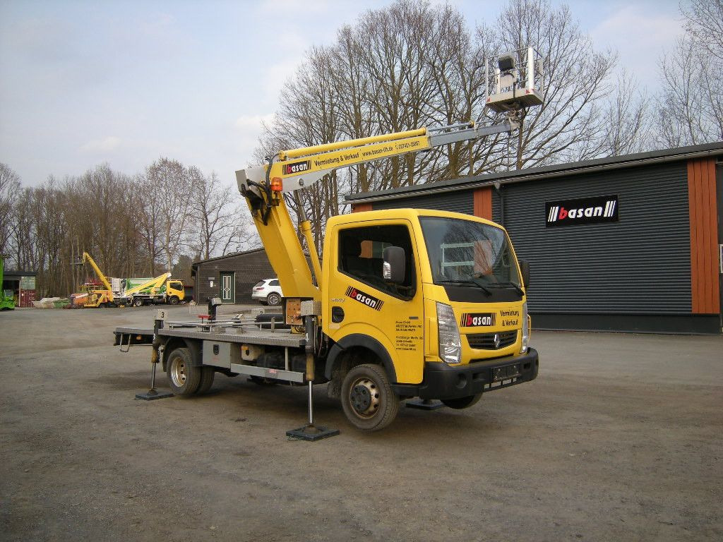 Renault Maxity mit Multitel 160 Alu DS - Camión con plataforma elevadora: foto 1 Renault Maxity mit Multitel 160 Alu DS - Camión con plataforma elevadora: foto 1