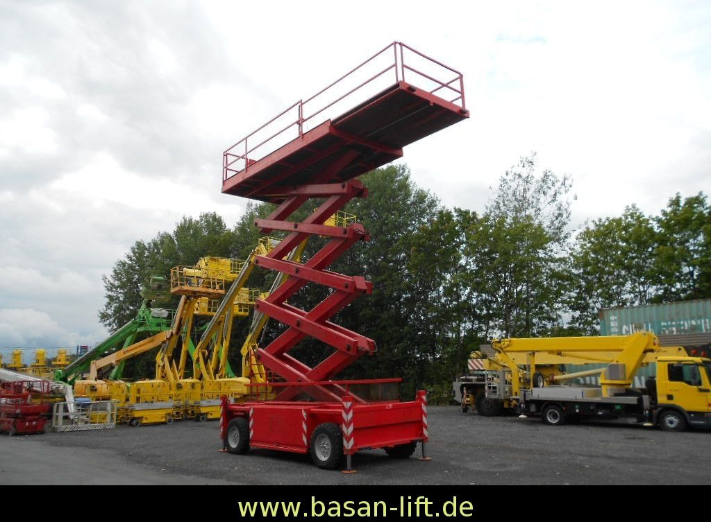 Scherenarbeitsbühne Liftlux SL205-25D4WD, AH 22 Scherenarbeitsbühne Liftlux SL205-25D4WD, AH 22 - Plataforma de tijeras: foto 5 Scherenarbeitsbühne Liftlux SL205-25D4WD, AH 22 Scherenarbeitsbühne Liftlux SL205-25D4WD, AH 22 - Plataforma de tijeras: foto 5