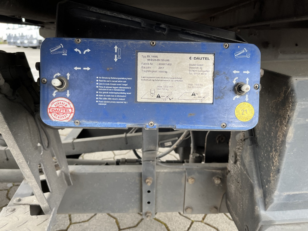Iveco 120E25 Eurocargo 4x2 Koffer | Ladebordwand - Camión caja cerrada: foto 4 Iveco 120E25 Eurocargo 4x2 Koffer | Ladebordwand - Camión caja cerrada: foto 4