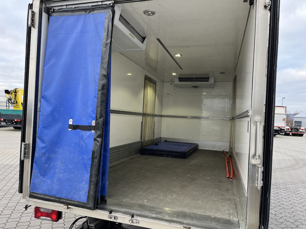 Iveco 70C18 Daily Tiefkühlkoffer mit Ladebordwand - Furgoneta frigorifica: foto 5 Iveco 70C18 Daily Tiefkühlkoffer mit Ladebordwand - Furgoneta frigorifica: foto 5