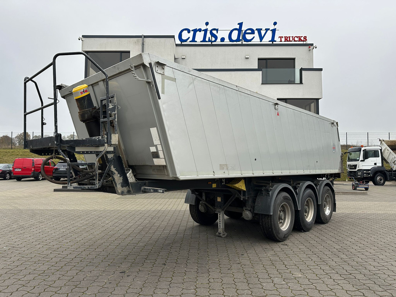 Kempf SKM 35 3 Thermo Mulde | TÜV NEU - Semirremolque volquete: foto 1 Kempf SKM 35 3 Thermo Mulde | TÜV NEU - Semirremolque volquete: foto 1