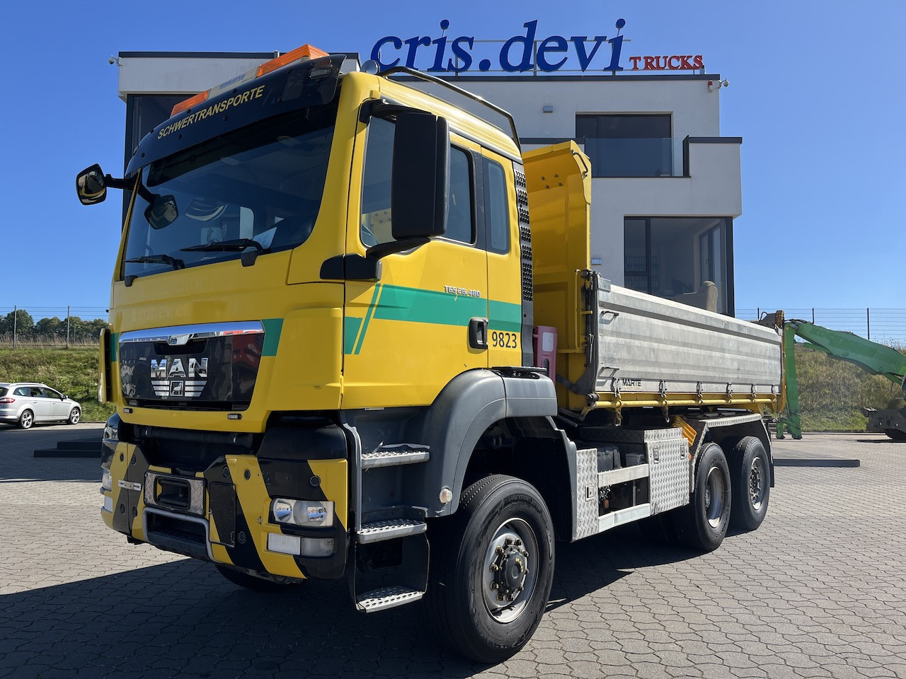 MAN TGS 28.480 6x4 4x4 Dreiseitenkipper Liftachse - Camión volquete: foto 1 MAN TGS 28.480 6x4 4x4 Dreiseitenkipper Liftachse - Camión volquete: foto 1