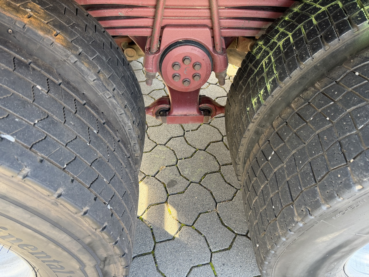 MAN TGS 35.460 8x4 Dautel Intarder - Camión volquete: foto 4 MAN TGS 35.460 8x4 Dautel Intarder - Camión volquete: foto 4