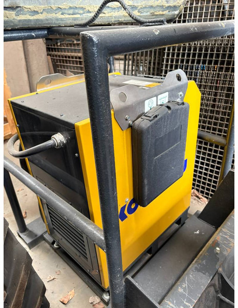 Komatsu PC33E-6 - Miniexcavadora: foto 5 Komatsu PC33E-6 - Miniexcavadora: foto 5