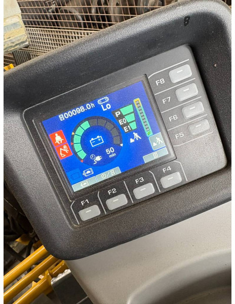 Komatsu PC33E-6 - Miniexcavadora: foto 4 Komatsu PC33E-6 - Miniexcavadora: foto 4