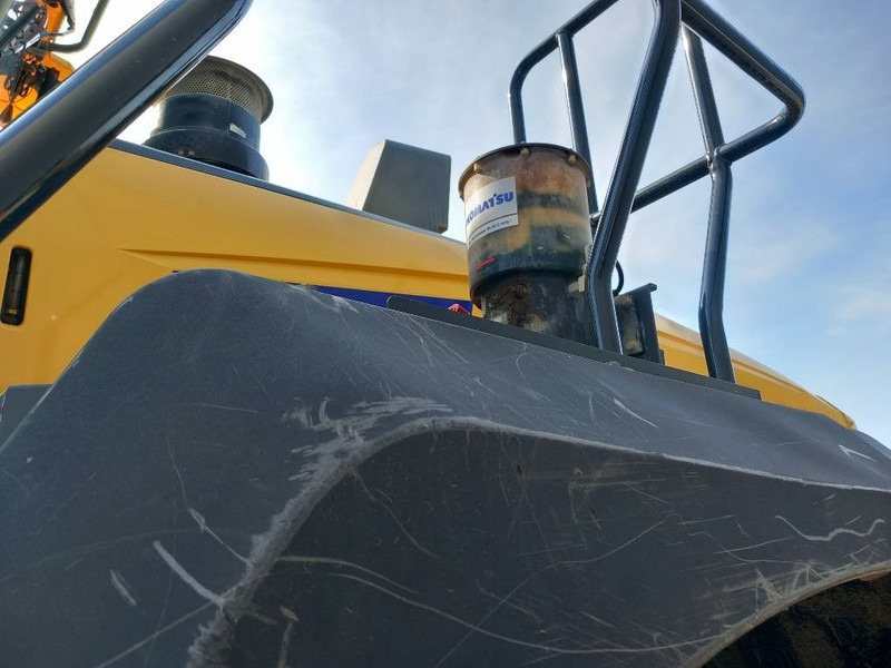 Cargadora de ruedas Komatsu WA475-10: foto 7
