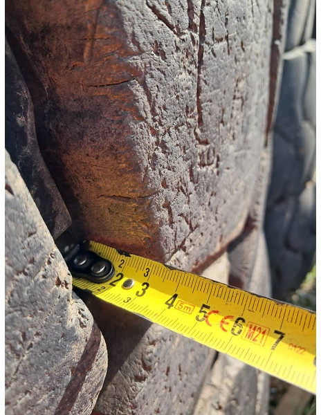 Michelin Xtra Load Grip 24.00R35 - Neumáticos y llantas para Maquinaria de construcción: foto 2 Michelin Xtra Load Grip 24.00R35 - Neumáticos y llantas para Maquinaria de construcción: foto 2