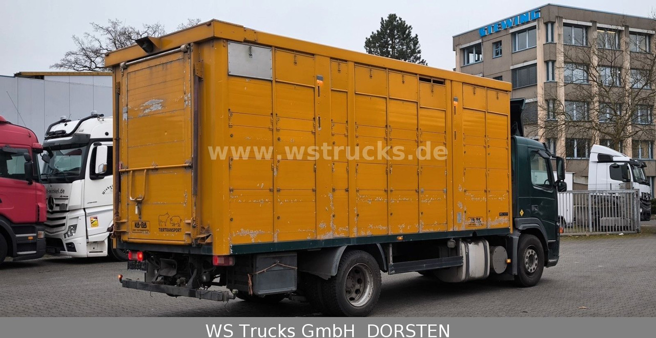 Volvo FM 260 mit KABA 2 Stock Vollalu Viehtransporter - Camión para caballos: foto 4 Volvo FM 260 mit KABA 2 Stock Vollalu Viehtransporter - Camión para caballos: foto 4