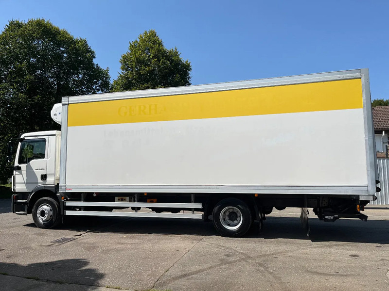 MAN TGM 15.250 *Bi-/Multitemp*Tiefkühlfahrzeug*POLARUS-Tiefkühlkoffer*MBB-C 2000 S LBW* - Camión frigorífico: foto 3 MAN TGM 15.250 *Bi-/Multitemp*Tiefkühlfahrzeug*POLARUS-Tiefkühlkoffer*MBB-C 2000 S LBW* - Camión frigorífico: foto 3