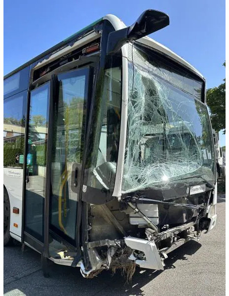 Mercedes-Benz MB O 530 Citaro Klima 299 PS Unfallfahrzeug! - Autobús urbano: foto 2 Mercedes-Benz MB O 530 Citaro Klima 299 PS Unfallfahrzeug! - Autobús urbano: foto 2