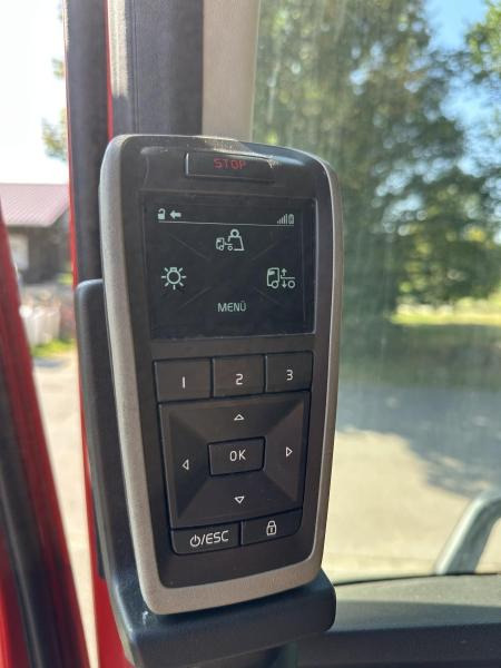 Camión frigorífico Volvo FH16 550 XL 8x2 Tief Kühlkoffer ThermoKing LBW: foto 21