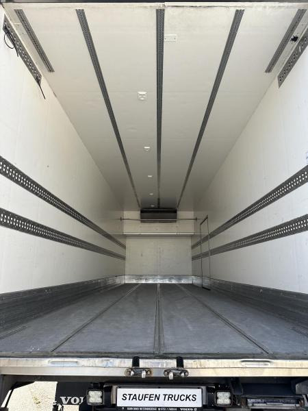 Camión frigorífico Volvo FH16 550 XL 8x2 Tief Kühlkoffer ThermoKing LBW: foto 11