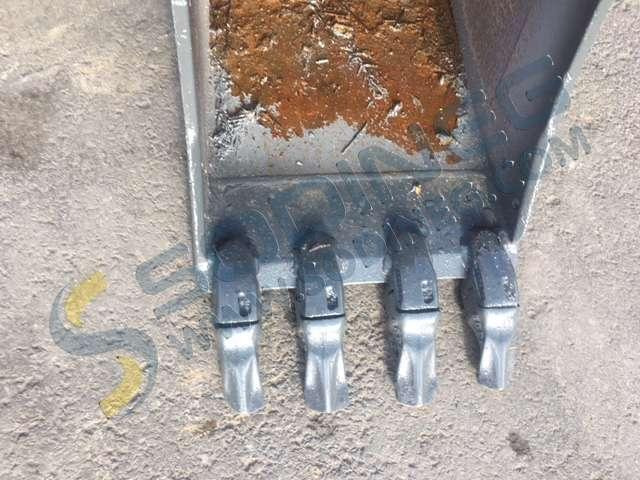 VOLVO BL71 - 430mm - Cazo para excavadora para Maquinaria de construcción: foto 2 VOLVO BL71 - 430mm - Cazo para excavadora para Maquinaria de construcción: foto 2