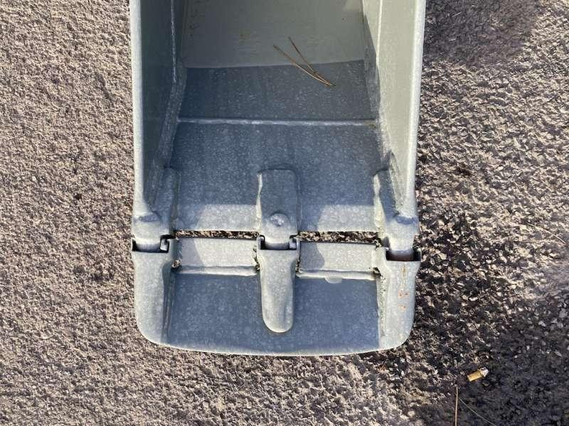 VOLVO S5 / S50 - 400mm - Cazo para excavadora para Maquinaria de construcción: foto 2 VOLVO S5 / S50 - 400mm - Cazo para excavadora para Maquinaria de construcción: foto 2