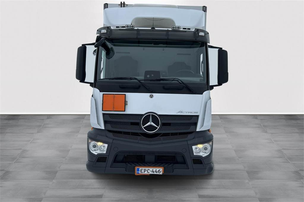 Mercedes-Benz Actros 1827 4x2 8,7m umpikori+PL nostin - Cabeza tractora: foto 2 Mercedes-Benz Actros 1827 4x2 8,7m umpikori+PL nostin - Cabeza tractora: foto 2