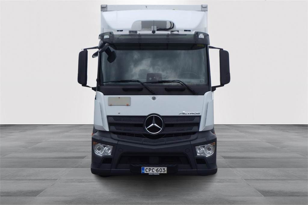 Mercedes-Benz ACTROS 5 1827 KSA-kori + PL - Camión isotérmico: foto 2 Mercedes-Benz ACTROS 5 1827 KSA-kori + PL - Camión isotérmico: foto 2