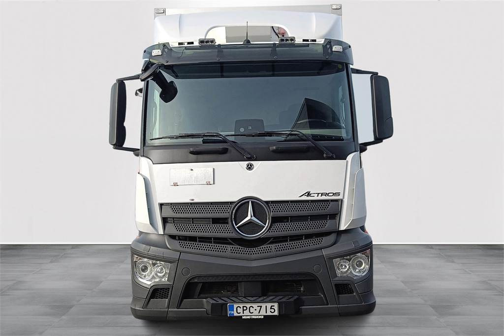 Mercedes-Benz ACTROS 5 SM 1827 L KSA - Camión isotérmico: foto 2 Mercedes-Benz ACTROS 5 SM 1827 L KSA - Camión isotérmico: foto 2