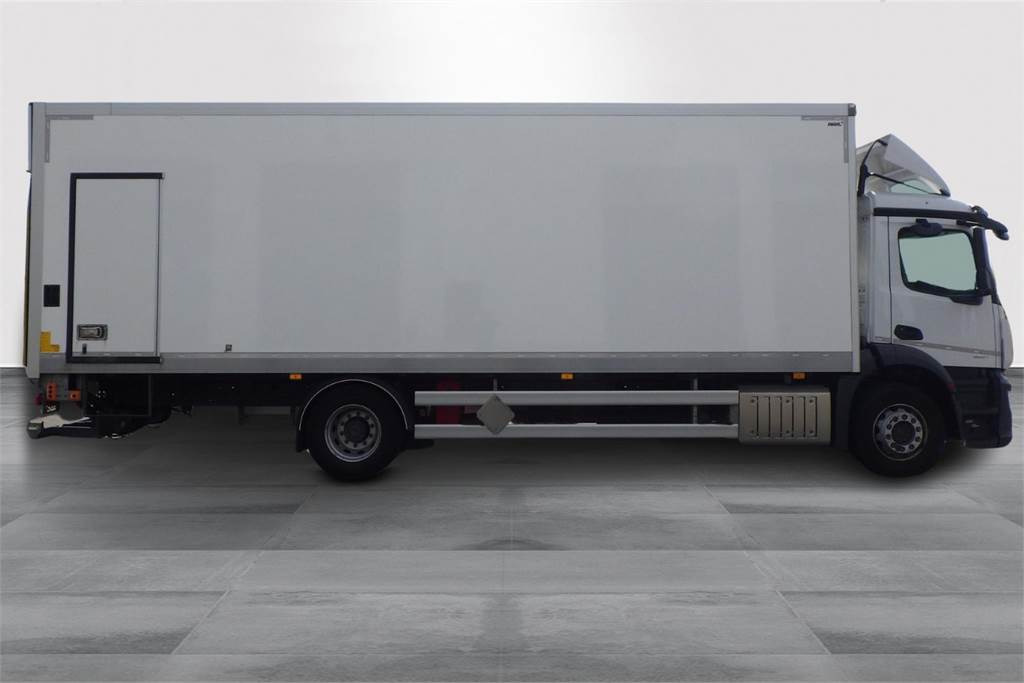 Mercedes-Benz ACTROS 5 SM 1827 L Ksa-kori + PL - Camión isotérmico: foto 4 Mercedes-Benz ACTROS 5 SM 1827 L Ksa-kori + PL - Camión isotérmico: foto 4