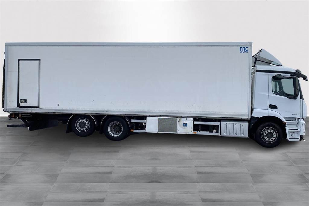Mercedes-Benz ANTOS 2540L/6X2 FRC 09/2025 - Camión isotérmico: foto 5 Mercedes-Benz ANTOS 2540L/6X2 FRC 09/2025 - Camión isotérmico: foto 5