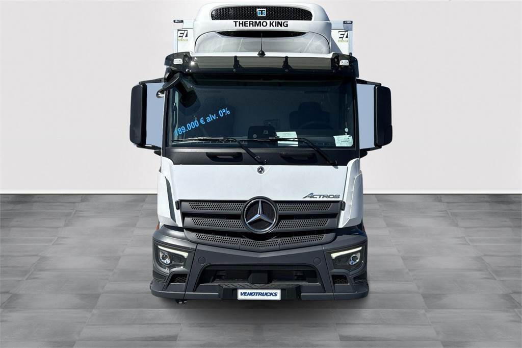 Mercedes-Benz Actros 1830 L nr 4x2 - Camión isotérmico: foto 2 Mercedes-Benz Actros 1830 L nr 4x2 - Camión isotérmico: foto 2