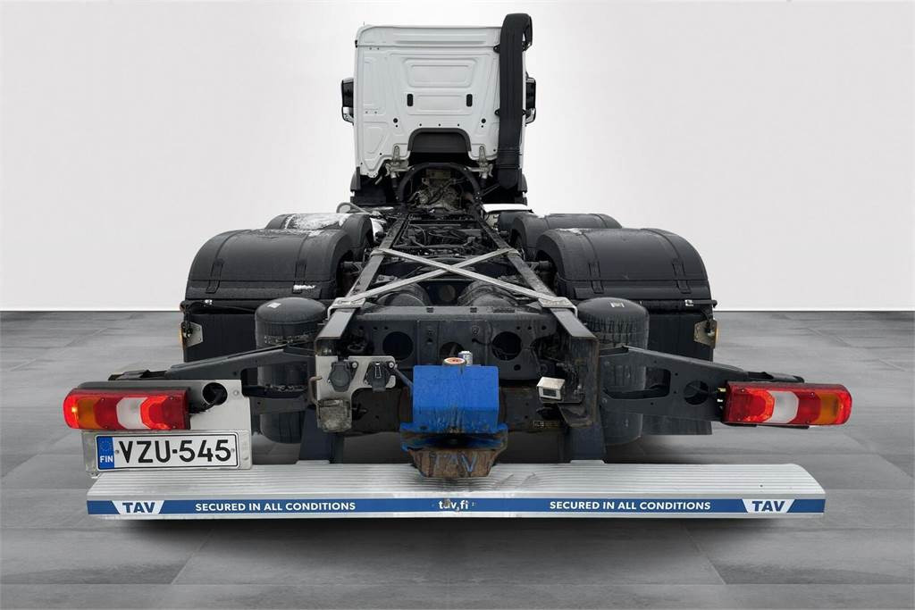 Mercedes-Benz Actros 2551L 6x2 alusta - Camión chasis: foto 4 Mercedes-Benz Actros 2551L 6x2 alusta - Camión chasis: foto 4