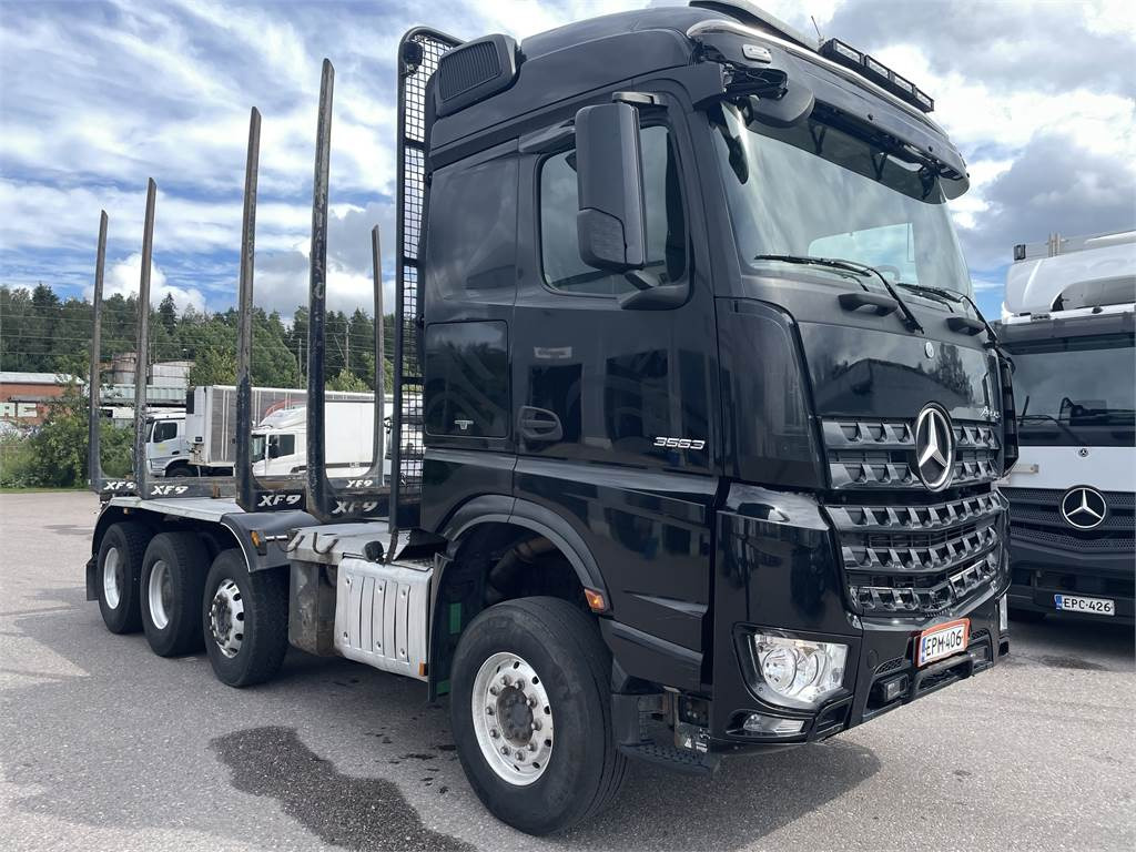 Mercedes-Benz Arocs 3563-8x4 - Camión forestal: foto 2 Mercedes-Benz Arocs 3563-8x4 - Camión forestal: foto 2