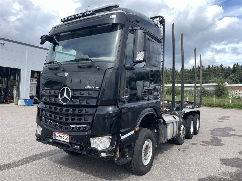 Mercedes-Benz Arocs 3563-8x4 - Camión forestal: foto 1 Mercedes-Benz Arocs 3563-8x4 - Camión forestal: foto 1