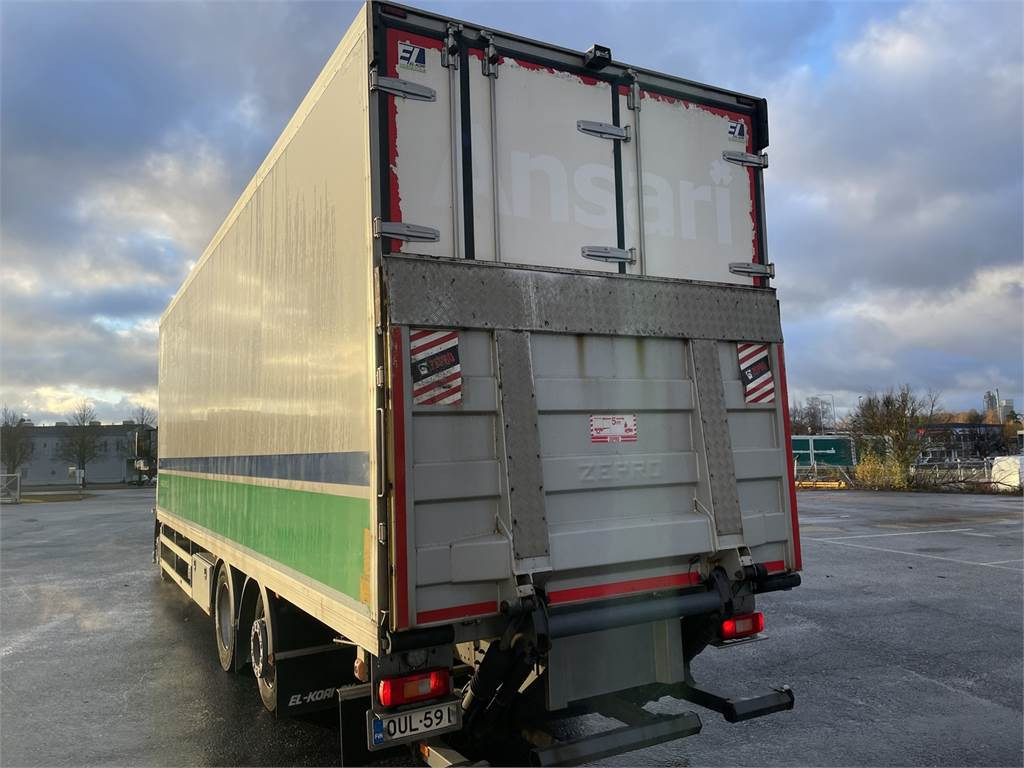 Volvo FM 330 - Camión isotérmico: foto 5 Volvo FM 330 - Camión isotérmico: foto 5