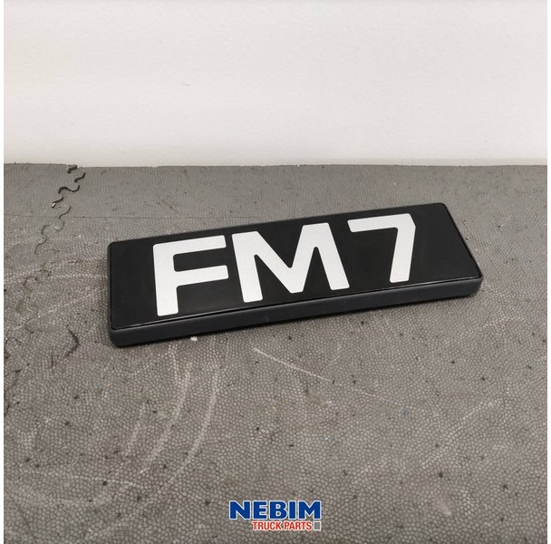 Volvo Volvo - 20360070 - Embleem FM7 - Piezas de recambio para Camión: foto 1 Volvo Volvo - 20360070 - Embleem FM7 - Piezas de recambio para Camión: foto 1
