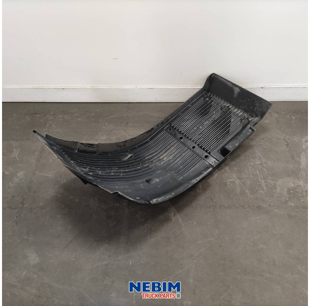 Volvo Volvo - 82141524 - Binnenspatscherm vooras rechts - Piezas de recambio para Camión: foto 2 Volvo Volvo - 82141524 - Binnenspatscherm vooras rechts - Piezas de recambio para Camión: foto 2