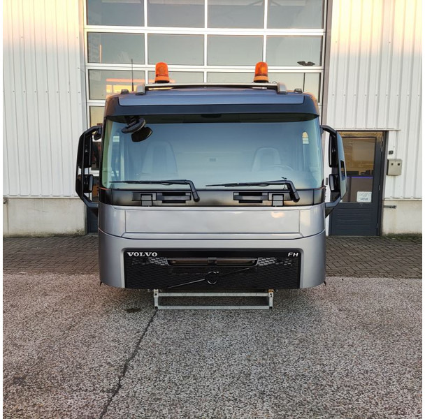 Volvo Volvo - 85135362 - Cabine FH4 CABH175 - Piezas de recambio para Camión: foto 2 Volvo Volvo - 85135362 - Cabine FH4 CABH175 - Piezas de recambio para Camión: foto 2