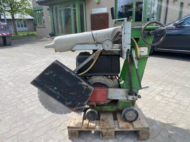 Lissmac FS-16 D/I (12005321) - Maquinaria de construcción: foto 1 Lissmac FS-16 D/I (12005321) - Maquinaria de construcción: foto 1