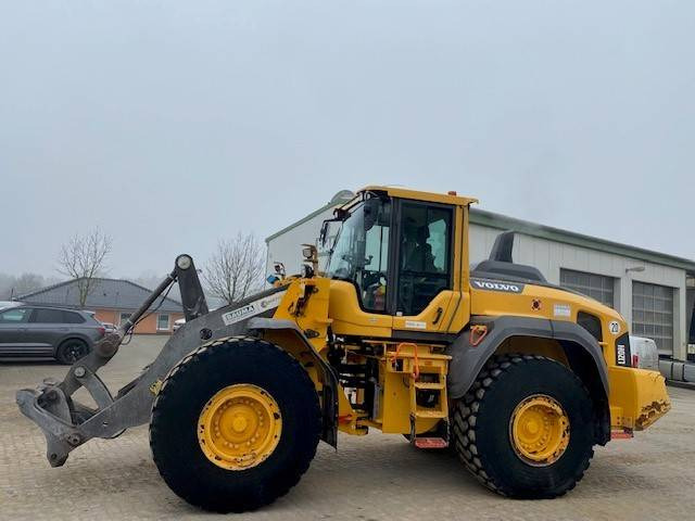 Volvo L 120 H MIETE / RENTAL (12000892) - Cargadora de ruedas: foto 2 Volvo L 120 H MIETE / RENTAL (12000892) - Cargadora de ruedas: foto 2