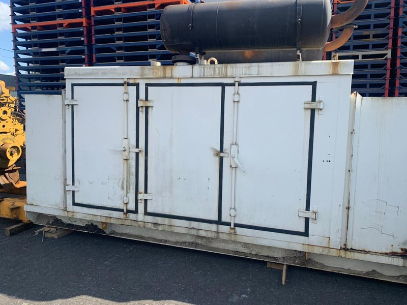 Detroit Diesel AMFORD DETROIT DIESEL 8V92TA GENERATOR 450 KVA USED - Generador industriale: foto 1 Detroit Diesel AMFORD DETROIT DIESEL 8V92TA GENERATOR 450 KVA USED - Generador industriale: foto 1