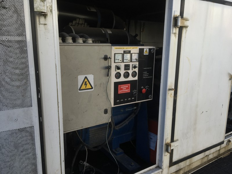 Detroit Diesel AMFORD DETROIT DIESEL 8V92TA GENERATOR 450 KVA USED - Generador industriale: foto 5 Detroit Diesel AMFORD DETROIT DIESEL 8V92TA GENERATOR 450 KVA USED - Generador industriale: foto 5