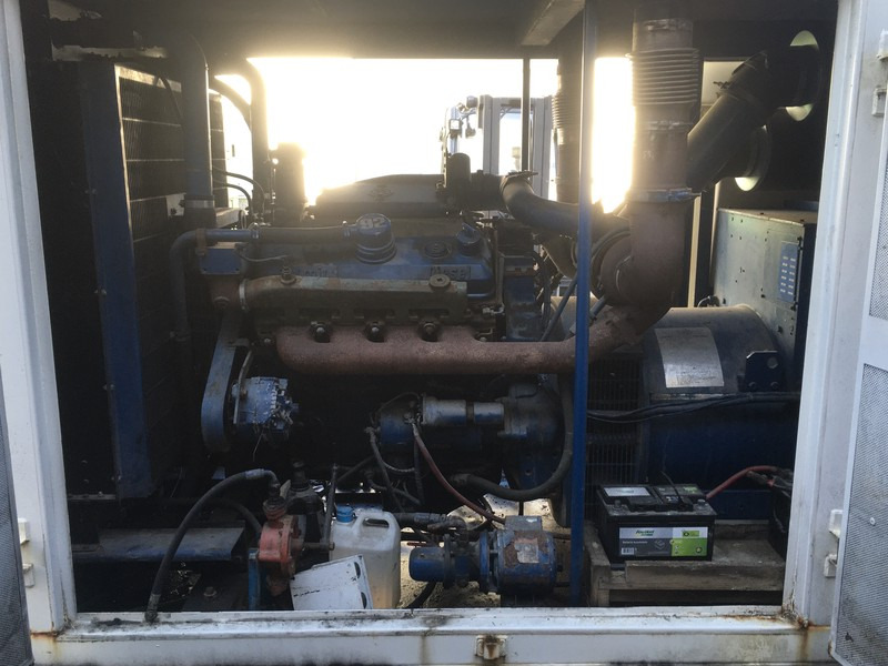 Detroit Diesel AMFORD DETROIT DIESEL 8V92TA GENERATOR 450 KVA USED - Generador industriale: foto 4 Detroit Diesel AMFORD DETROIT DIESEL 8V92TA GENERATOR 450 KVA USED - Generador industriale: foto 4