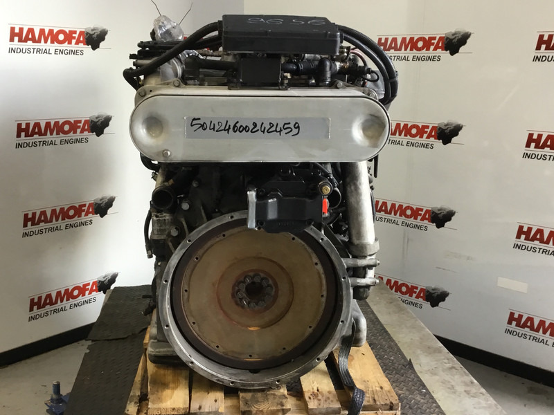 MAN D2066 LOH26 USED - Motor para Maquinaria de construcción: foto 2 MAN D2066 LOH26 USED - Motor para Maquinaria de construcción: foto 2
