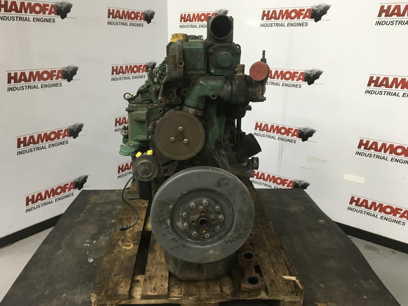 Volvo D7D LBE2 USED - Maquinaria de construcción: foto 4 Volvo D7D LBE2 USED - Maquinaria de construcción: foto 4