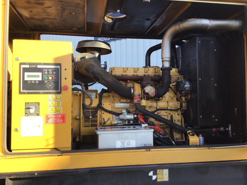 Olympian GEP 200-4 GENERATOR 200 KVA USED - Generador industriale: foto 5 Olympian GEP 200-4 GENERATOR 200 KVA USED - Generador industriale: foto 5