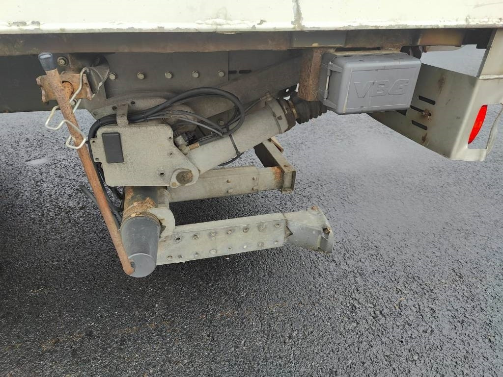 Camión caja cerrada Volvo FM 13: foto 12 Camión caja cerrada Volvo FM 13: foto 12