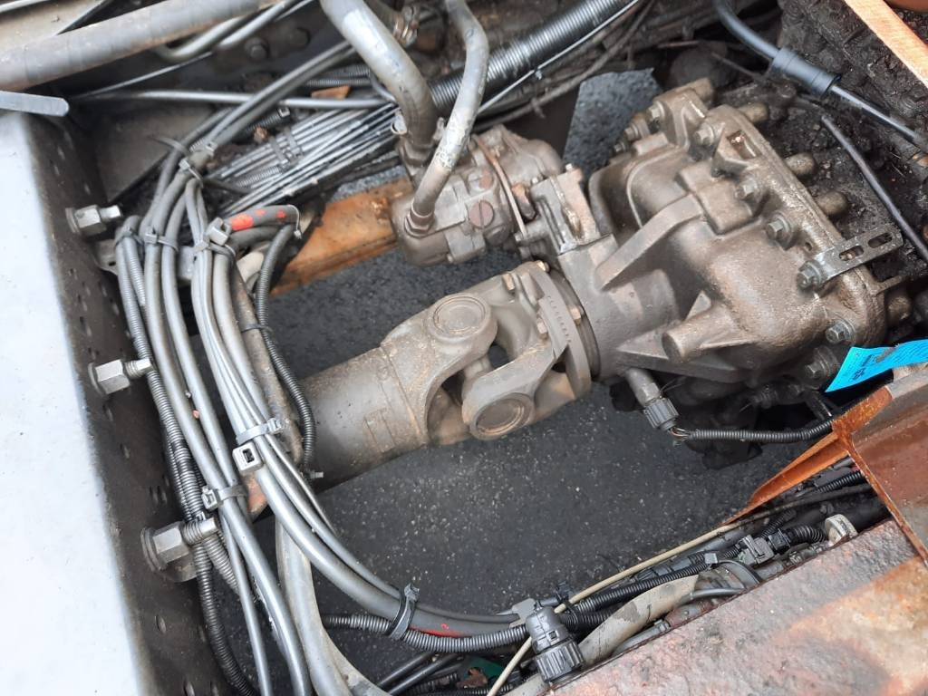 Camión chasis Volvo FM 13: foto 6