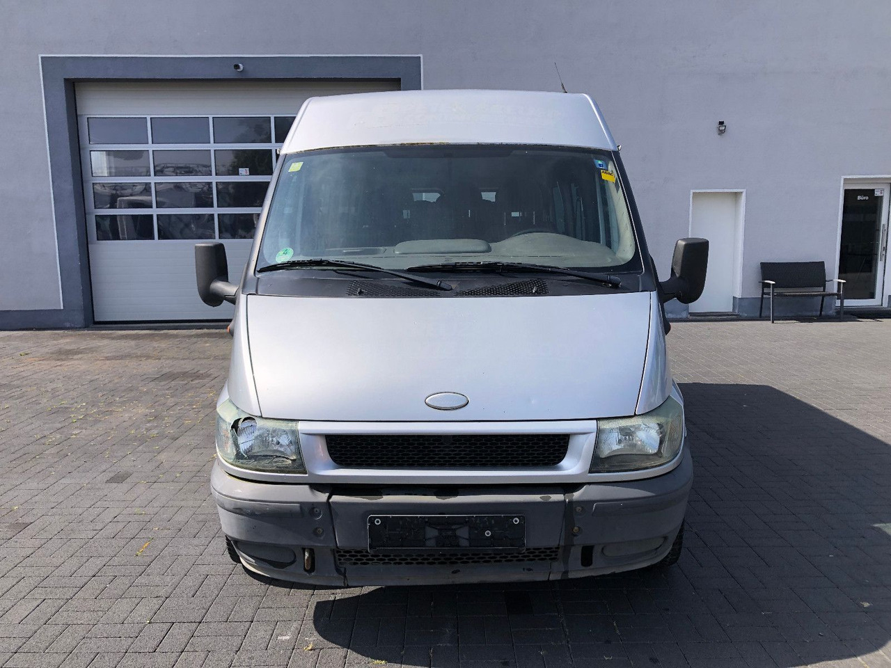 Ford Transit 2.4 TDi, Heckantrieb, 8-Sitzer, Klima - Furgoneta de pasajeros: foto 5 Ford Transit 2.4 TDi, Heckantrieb, 8-Sitzer, Klima - Furgoneta de pasajeros: foto 5