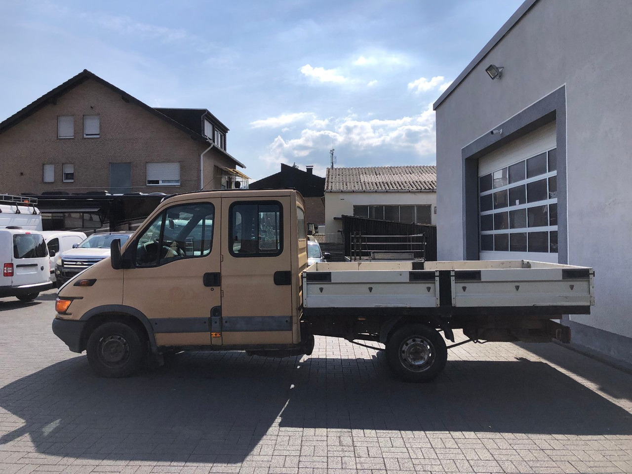 Iveco Daily 2.8 - 33 L 11 DoKa TÜV 3-2026 - Furgoneta caja abierta, Furgoneta combi: foto 5 Iveco Daily 2.8 - 33 L 11 DoKa TÜV 3-2026 - Furgoneta caja abierta, Furgoneta combi: foto 5