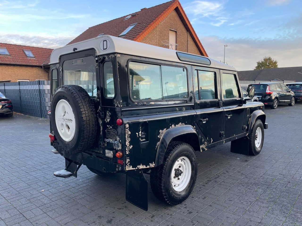Land Rover Defender 110 SW 2.5 TD , Wohnm.Zulassung, 1.Hand - SUV/ Todoterreno: foto 2 Land Rover Defender 110 SW 2.5 TD , Wohnm.Zulassung, 1.Hand - SUV/ Todoterreno: foto 2